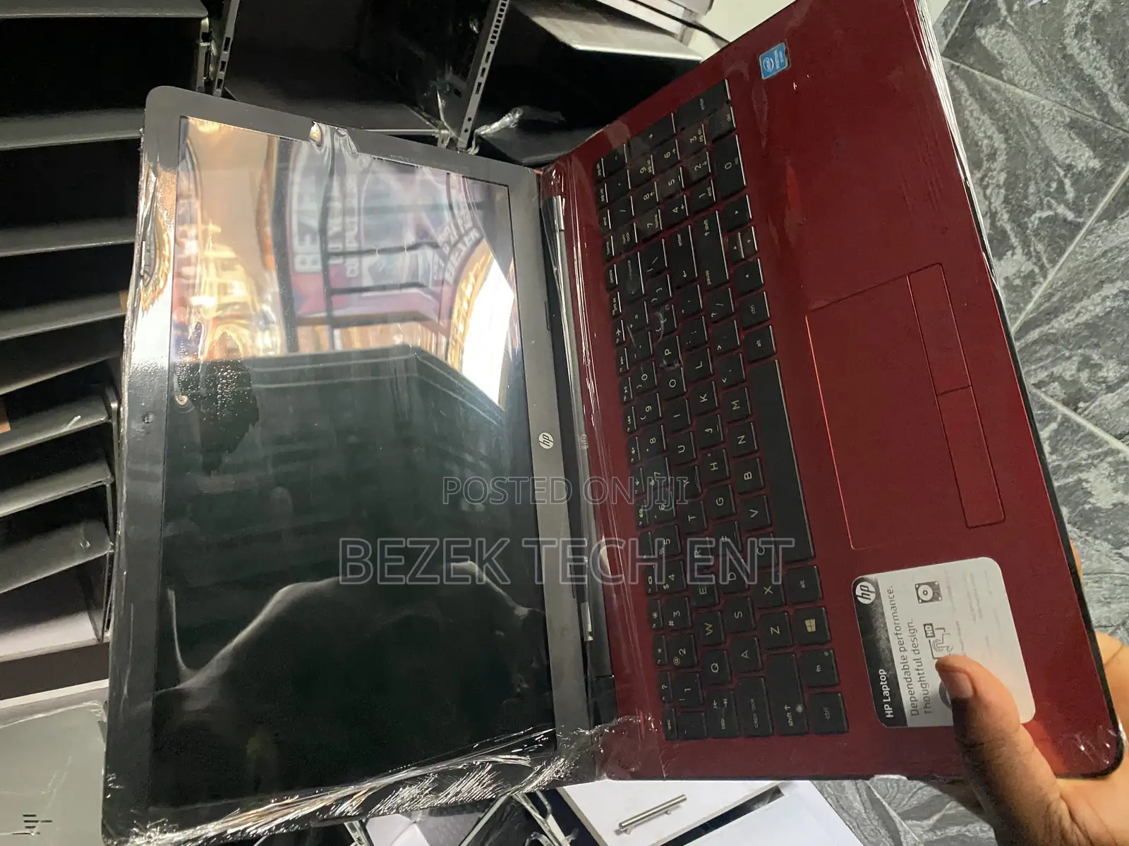 New Laptop HP 15 4GB Intel HDD 1T