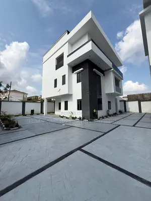 5bdrm Duplex in Guzape for sale