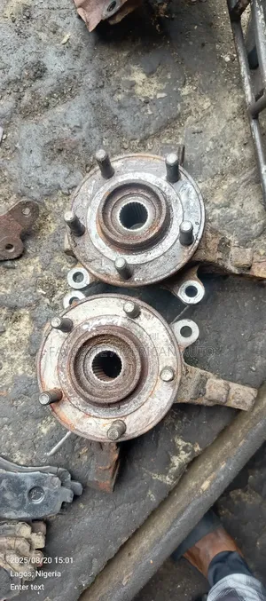 Front Hub Dodge Caliber 2007 Model