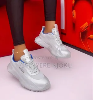 Unisex Sneakers
