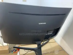 Samsung 27” Curved Gaming Monitor - WQHD 2560x1440, 144hz.