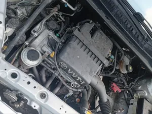 Toyota Yaris 1.4 D-4D 2005 Silver