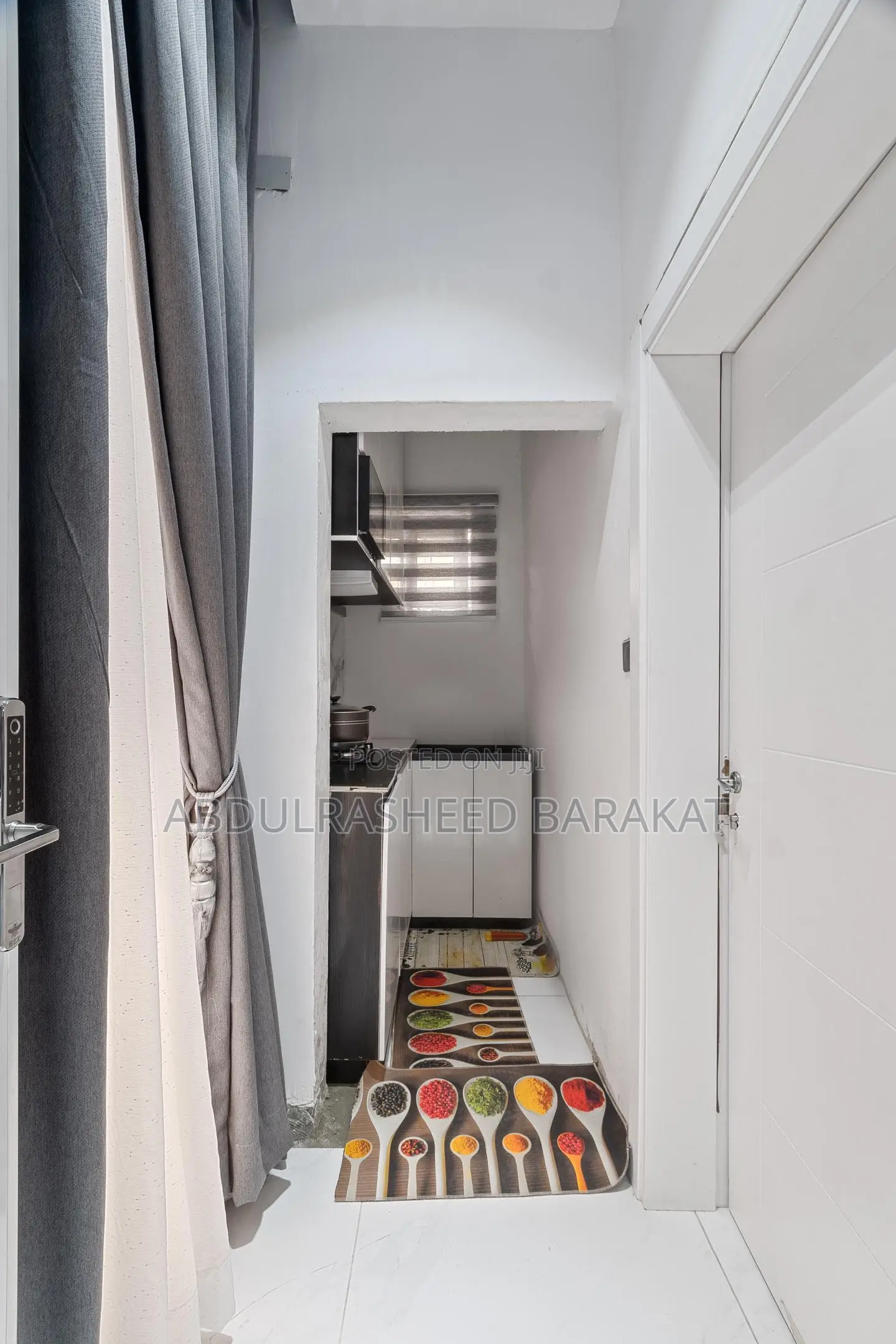 Spacious Studio With Netflix and Lot More