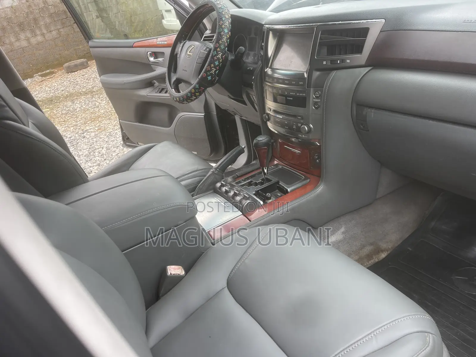 Lexus LX 570 2010 Black