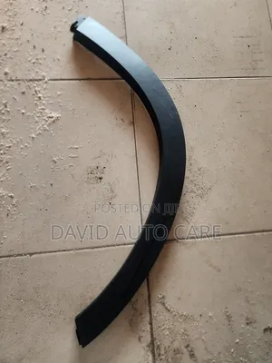 Fender Chrom Hyundai Venue 2018 Available