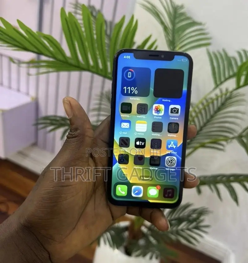 Apple iPhone X 64 GB Black