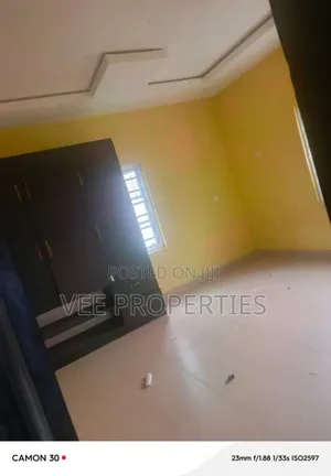 2bdrm Apartment in Vee Properties, Benin City for rent