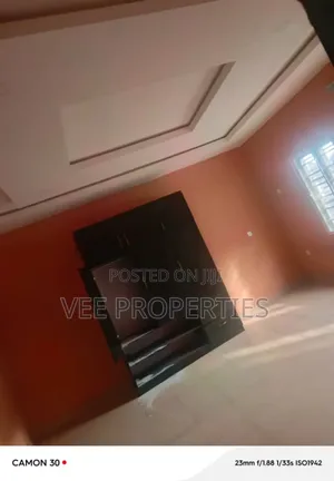 2bdrm Apartment in Vee Properties, Benin City for rent