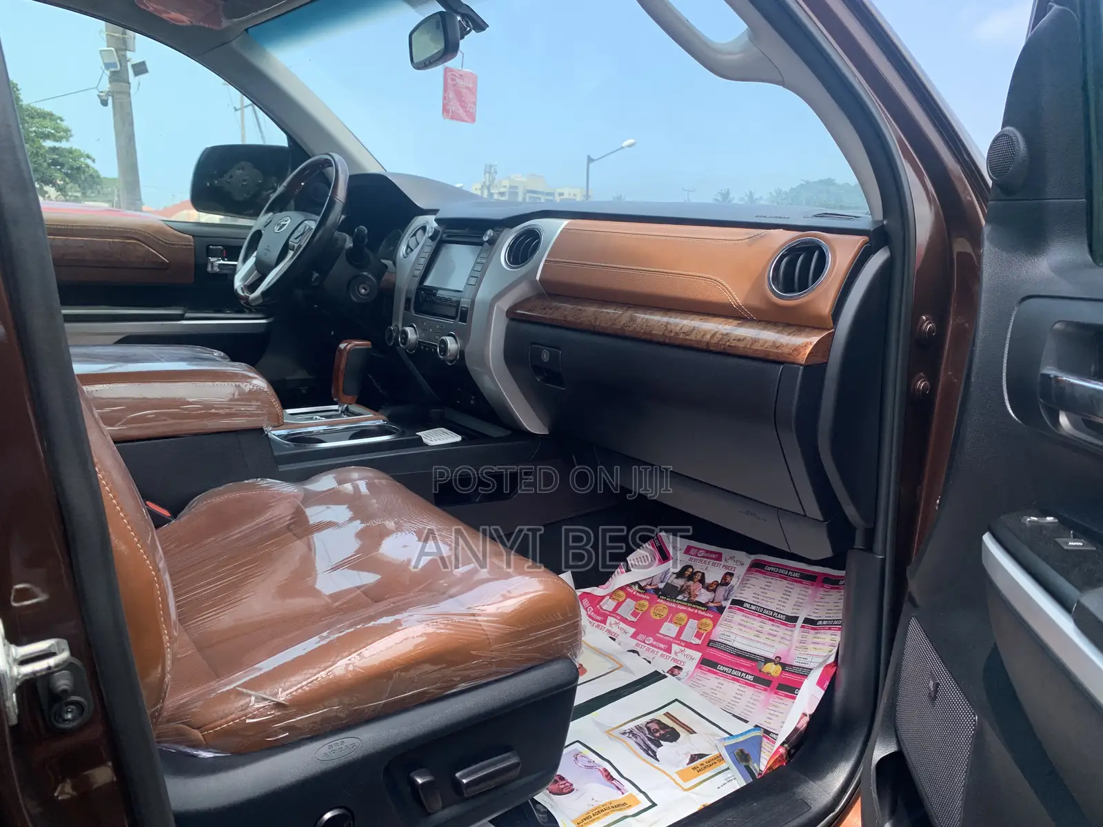 Toyota Tundra 2015 Brown