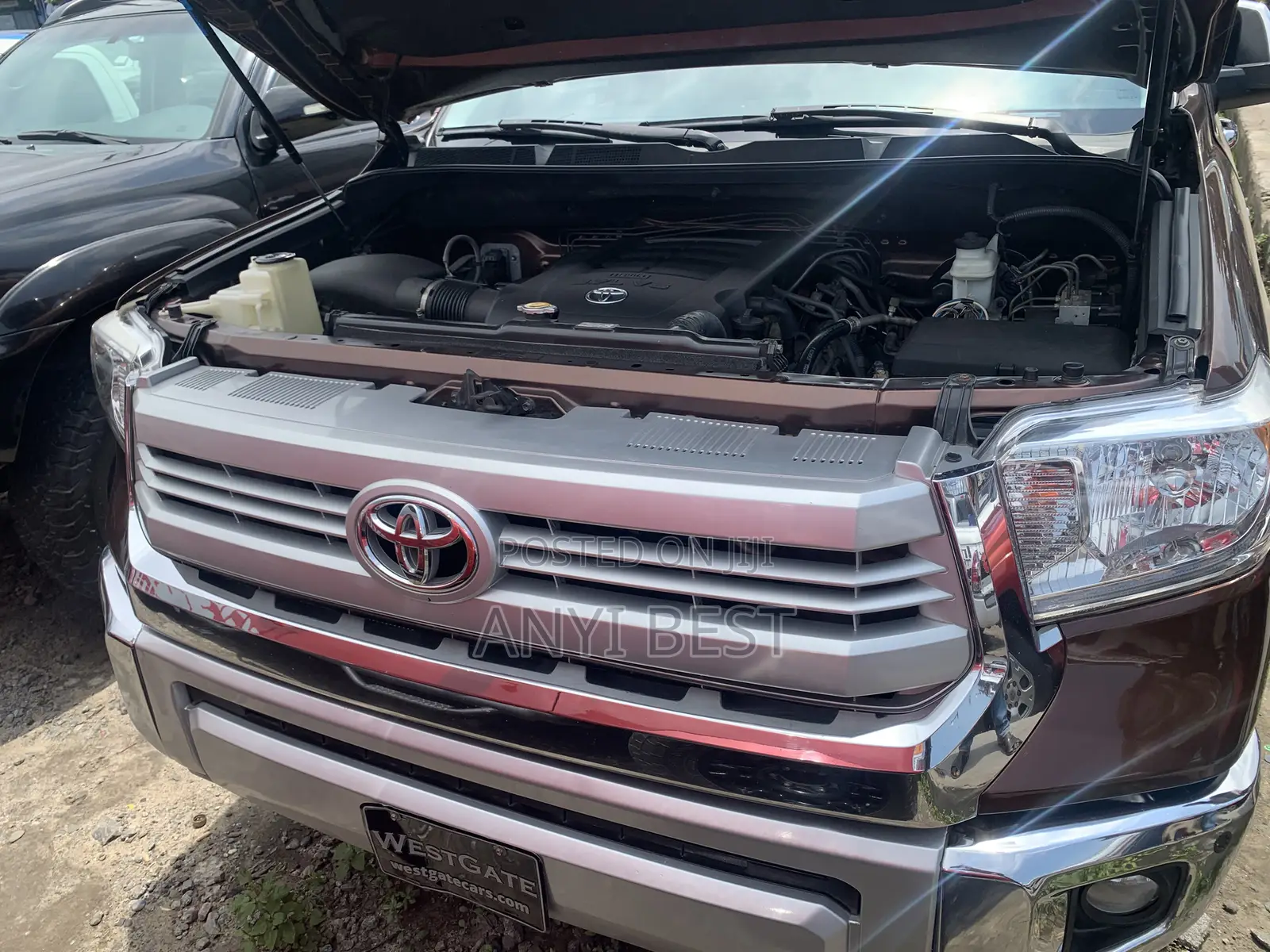 Toyota Tundra 2015 Brown