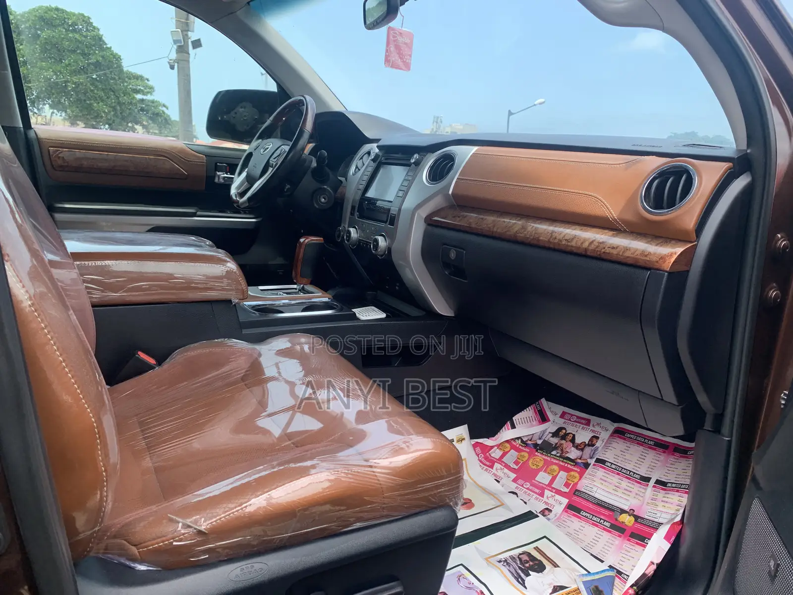 Toyota Tundra 2015 Brown