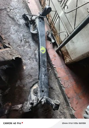 Back Beam Nissan Sentra 2014