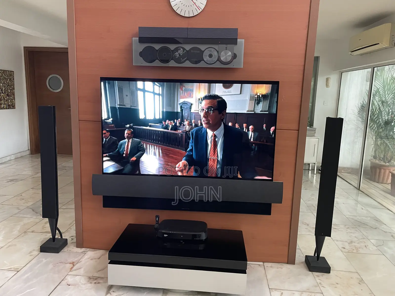 Bang and Olufsen Eclipse 65 Oled Smart TV