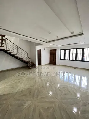 4bdrm Townhouse / Terrace in Lekki Phase 1 for rent