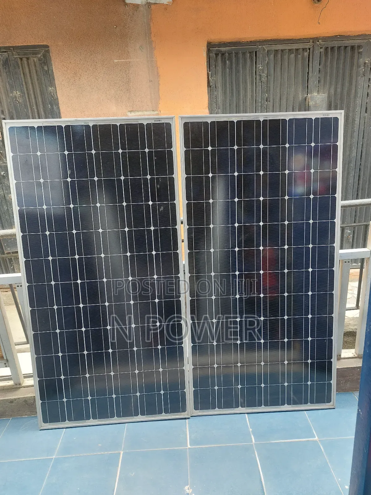 Canadian Used Mono Crystalline 250w 72cell Panel