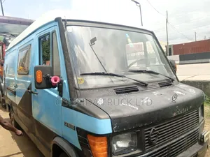 Mercedes-Benz Vito 1998 Blue