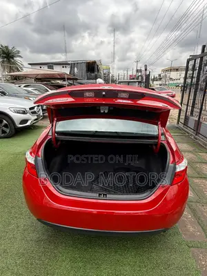 Toyota Corolla S 4dr Sedan (1.8L 4cyl CVT) 2015 Red