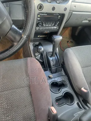 Nissan Frontier Automatic 2005 Black