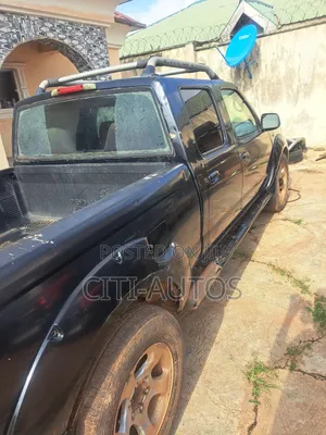 Nissan Frontier Automatic 2005 Black