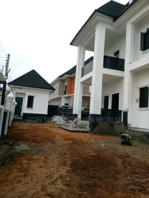 6 Bedroom Duplex