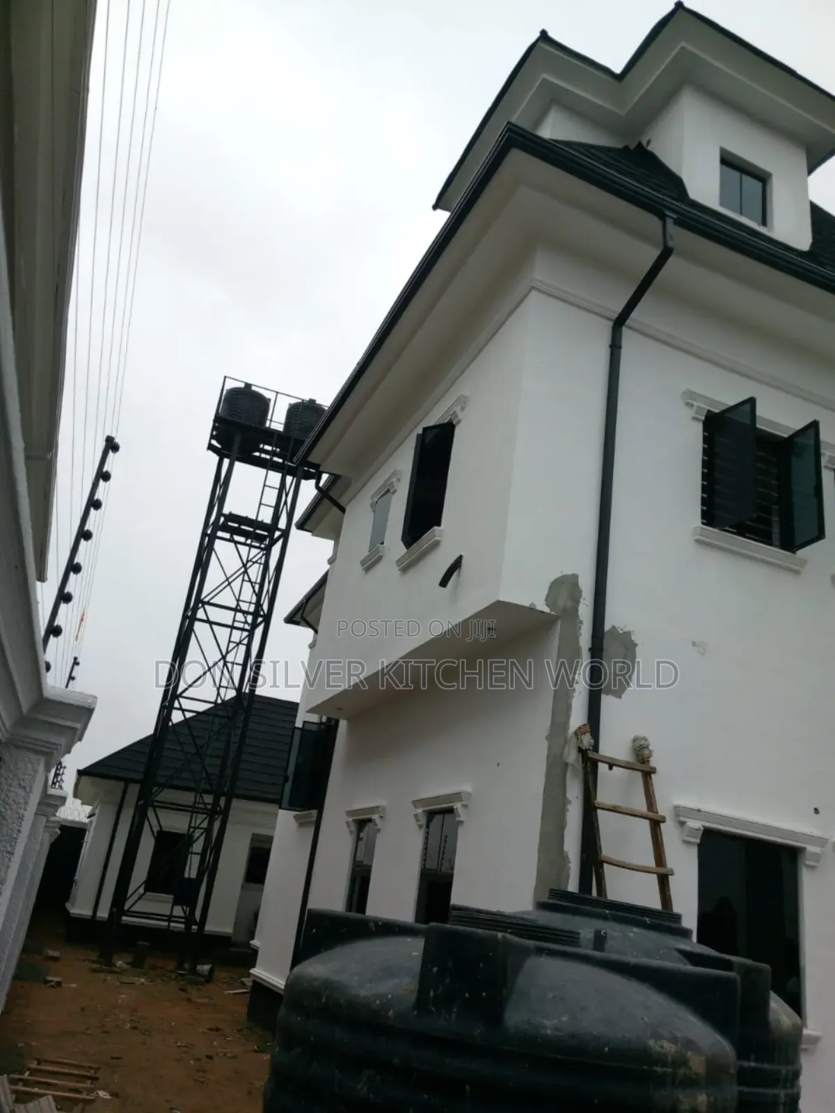 6 Bedroom Duplex