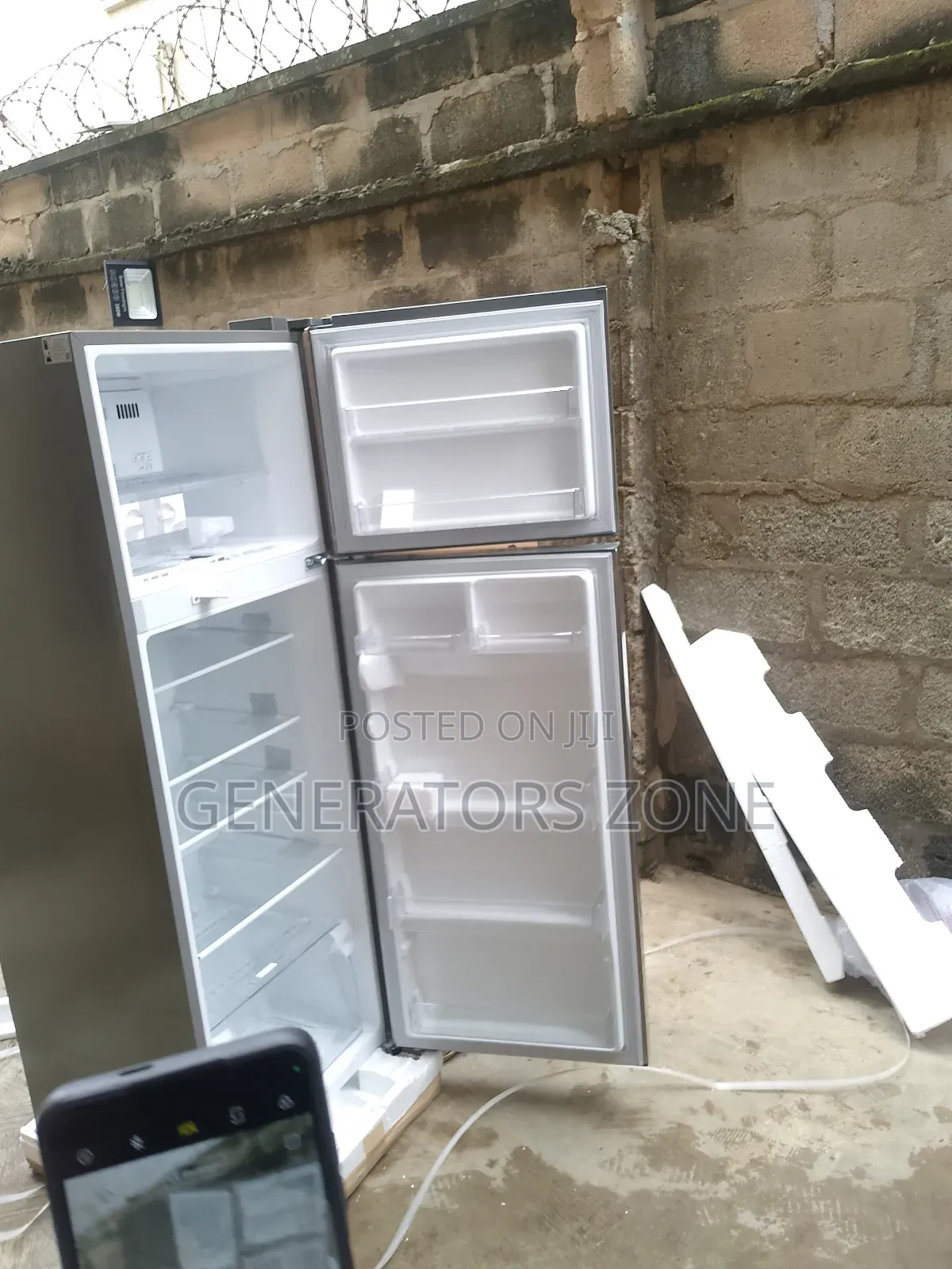 Lg 308l Refrigerator – Large Capacity, Modern Design