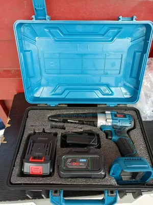 Cordless Rivet Machine