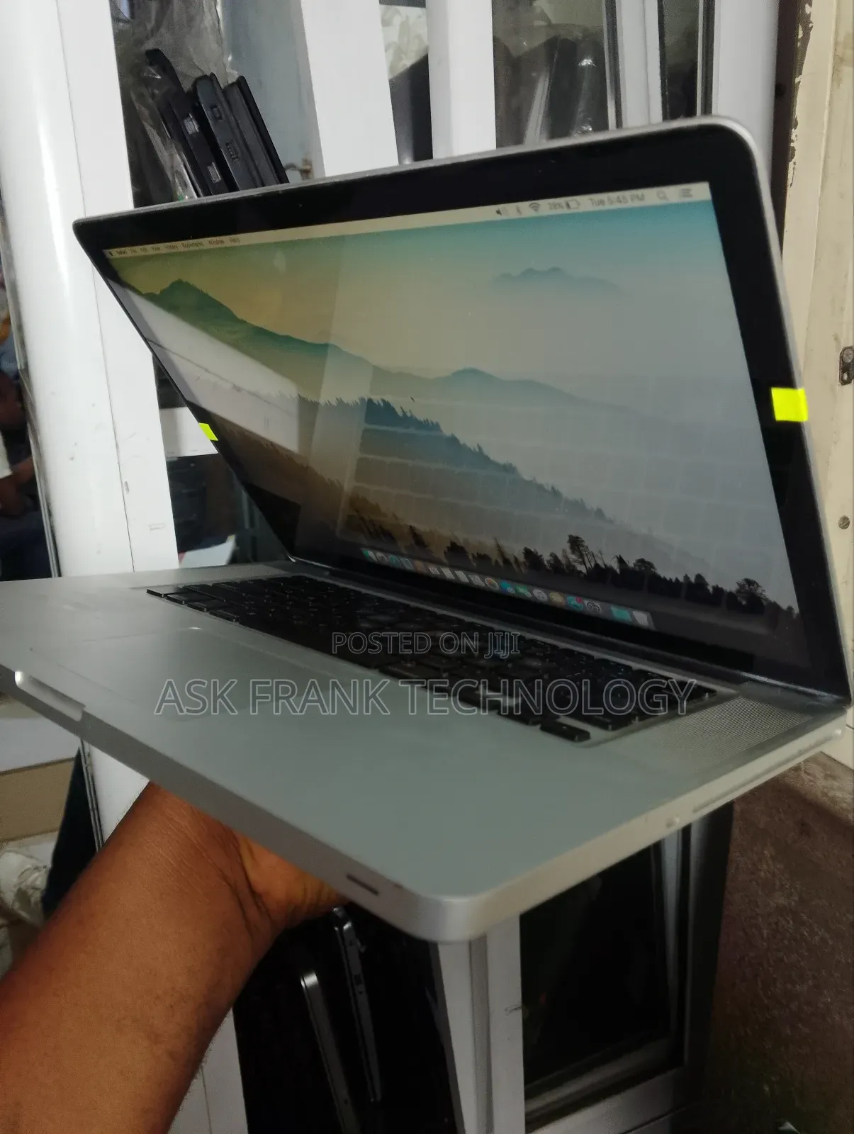 Laptop Apple MacBook 2011 6GB Intel Core 2 Quad HDD 500GB