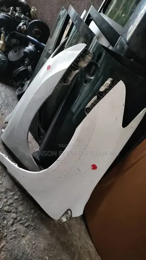 Lexus Fenders Rx330 2008