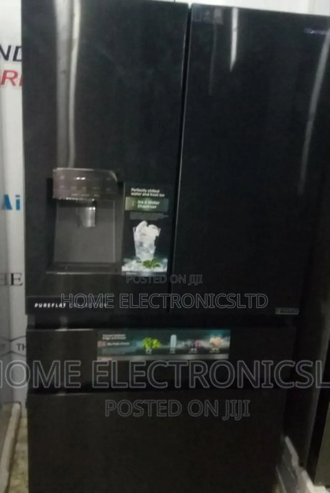 Hisense Refrigerator Sides By Side 560 Liters With Ice Maker