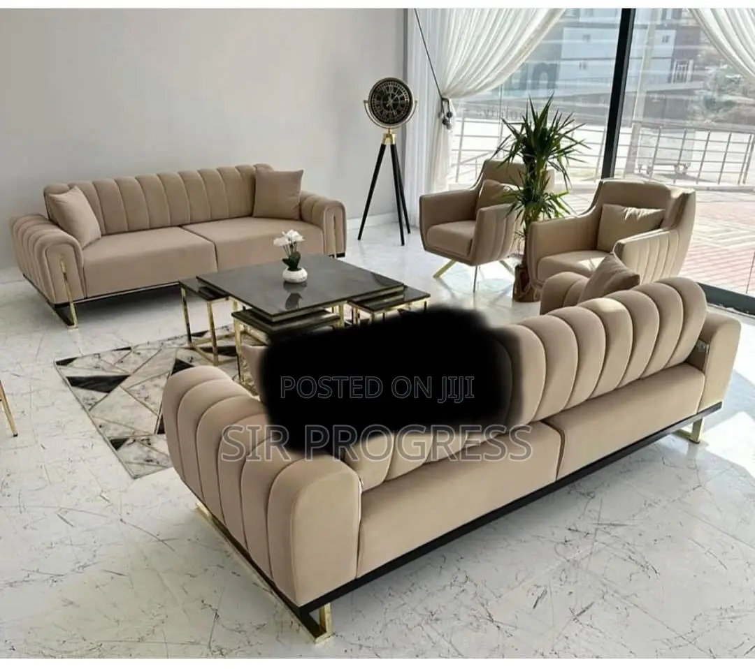Unique Masterclass Fabric Sofa