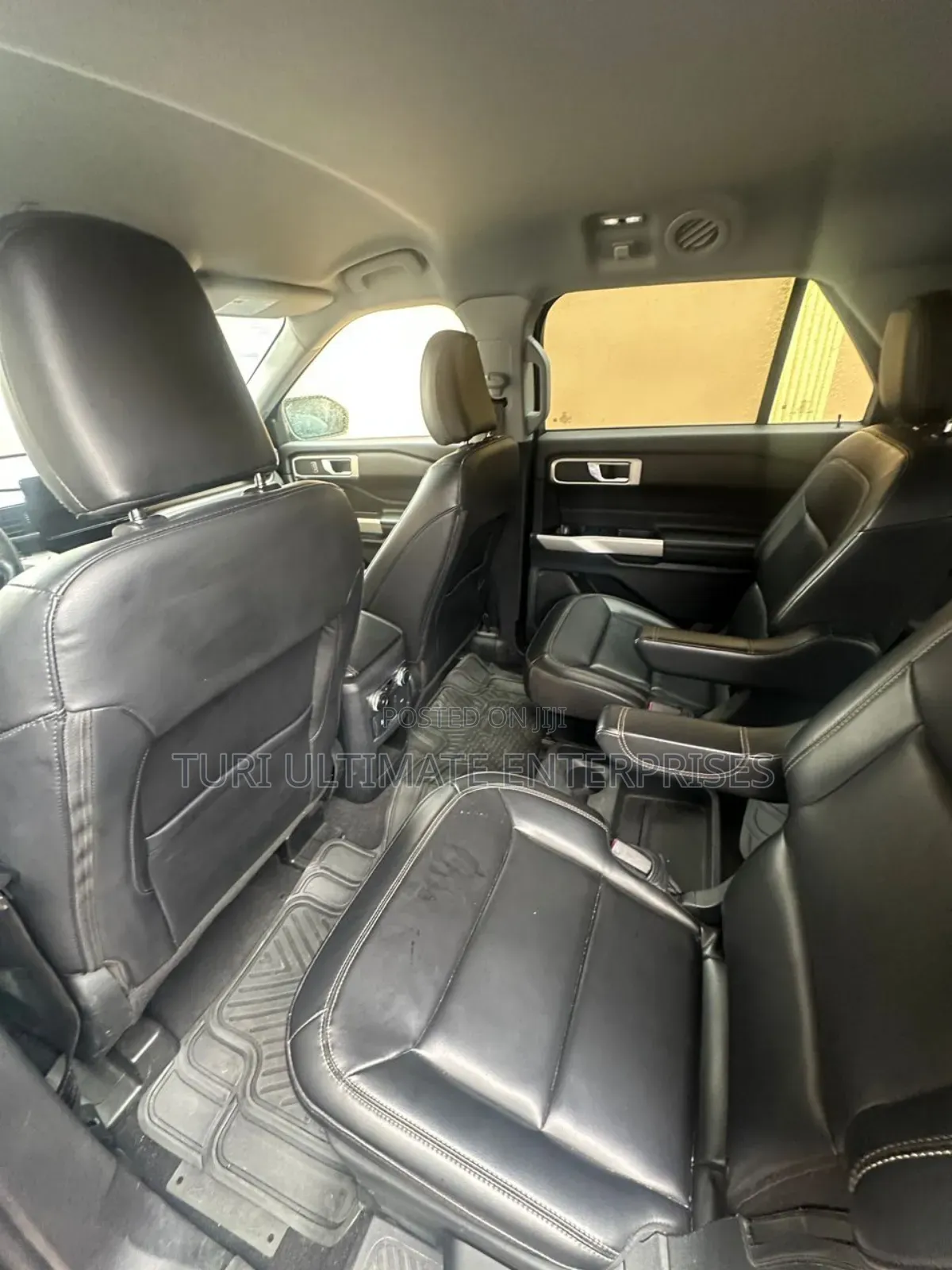 Ford Explorer XLT 2021 Blue