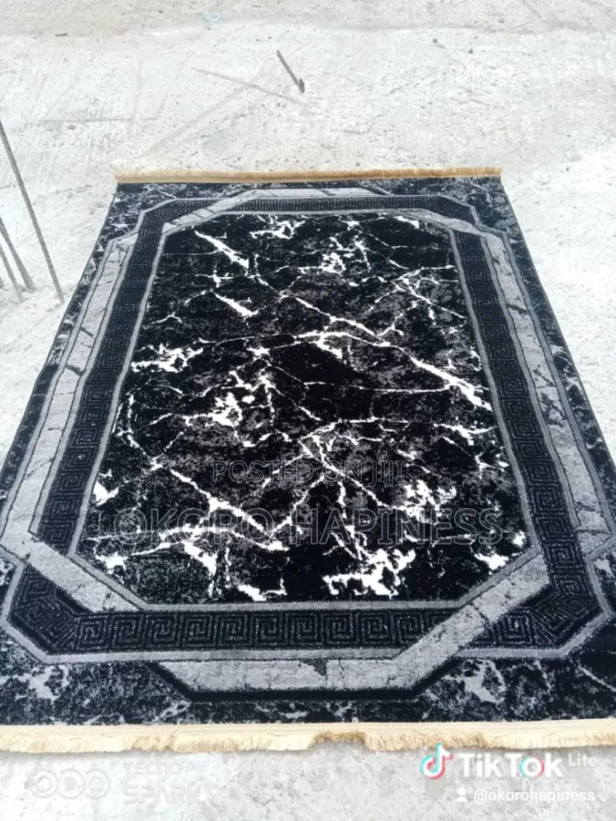Quality Center Rug 3d