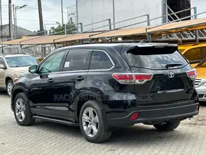 Toyota Highlander 2015 Black