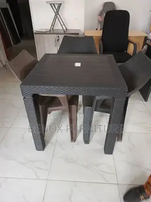 Canteen / Garden Rattan Table With 4 Chairs