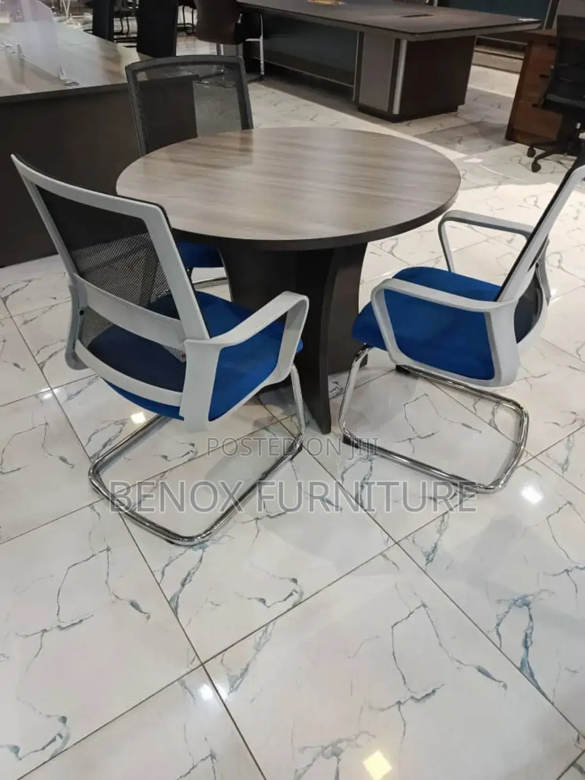 Wooden Round Meeting Table