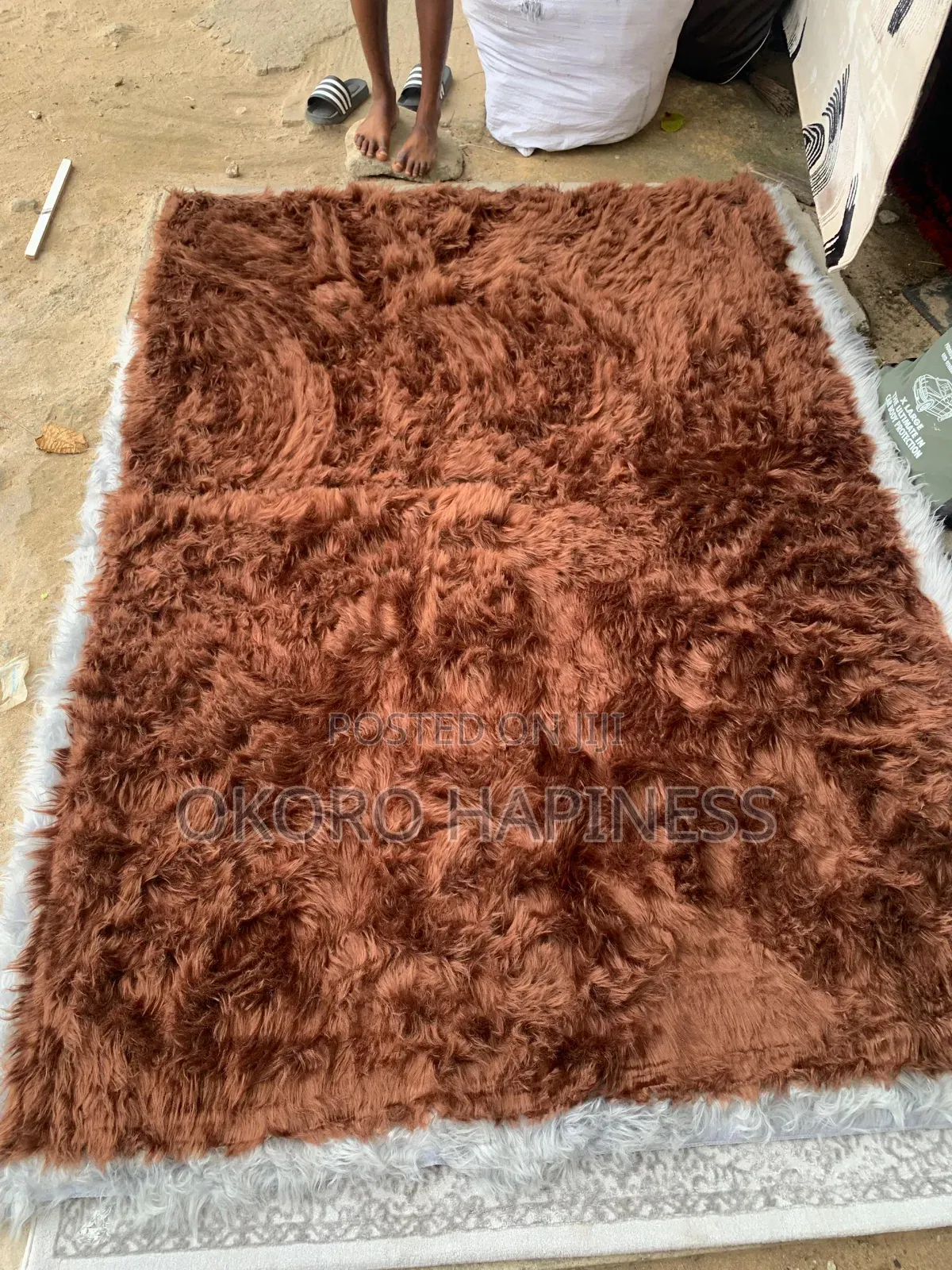 Fluffy Center Rug