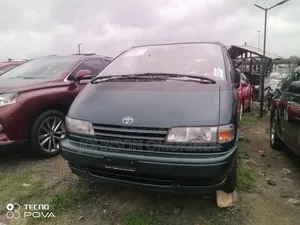 Toyota Previa 2.4 GL 7-seater 1999 Gray