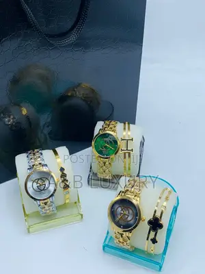 Affordable Female Gucci Watch and Bracelets Set
