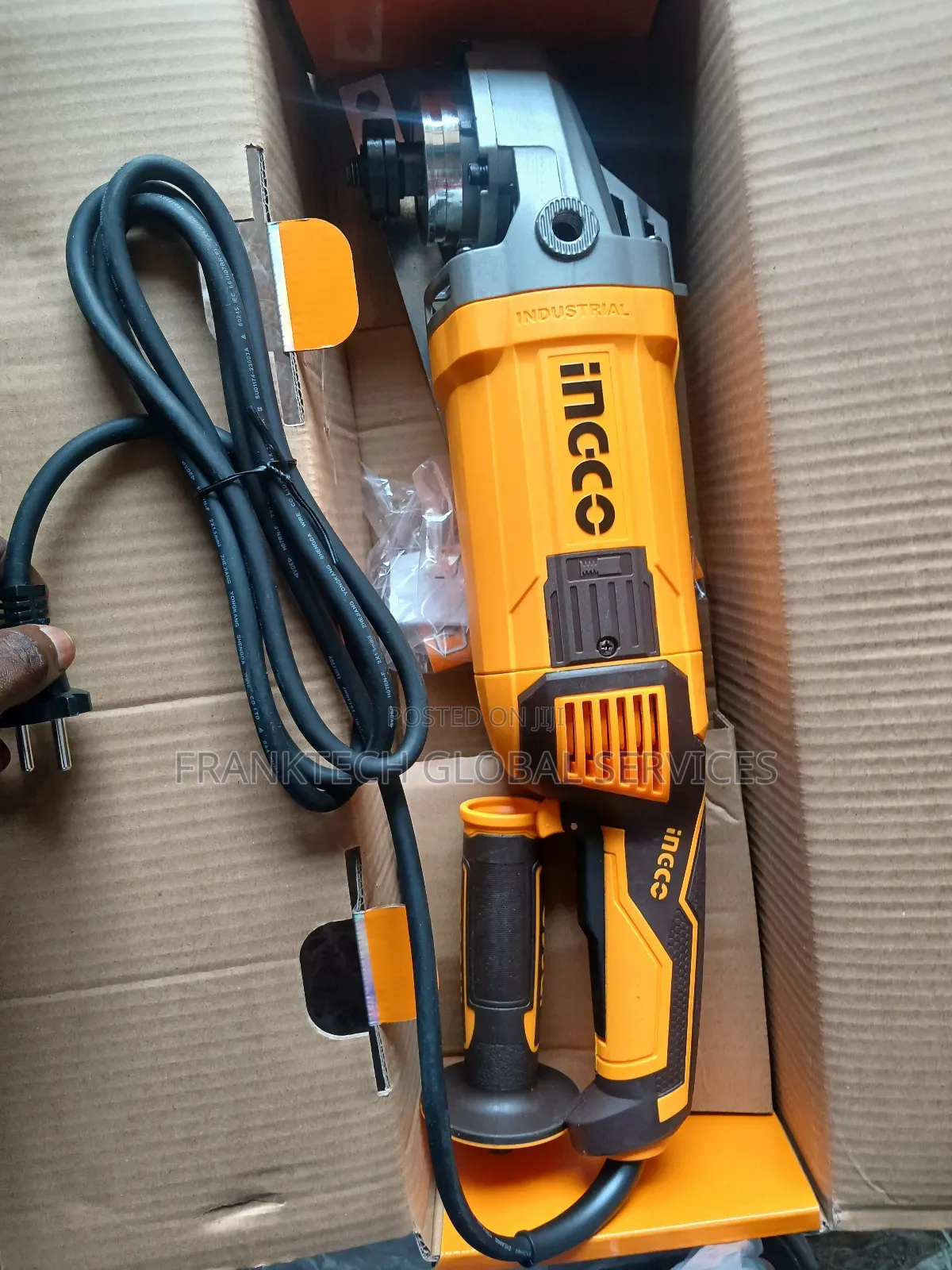Angle Grinder 2400w