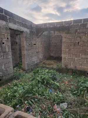 2bdrm Bungalow In Ibadan For Sale