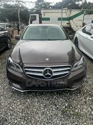 Mercedes-Benz E350 2014 Brown