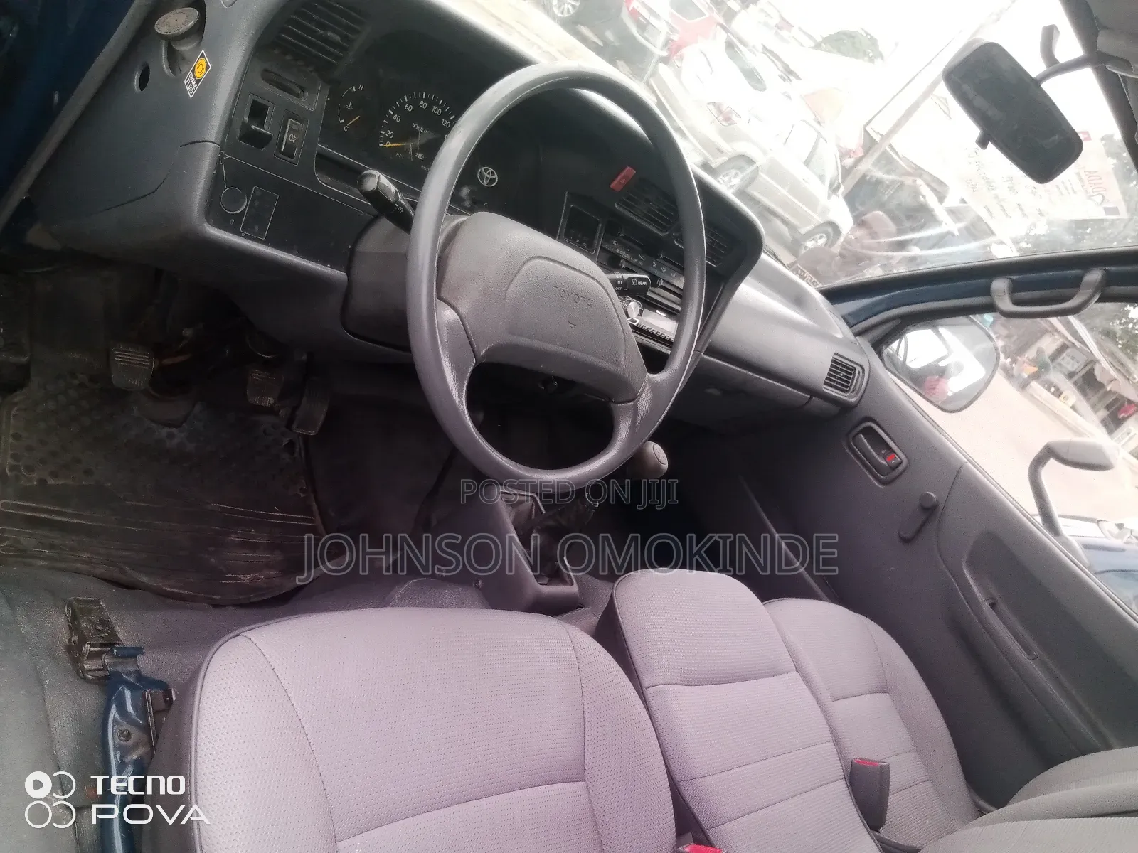 Toyota HiAce 1998 Blue