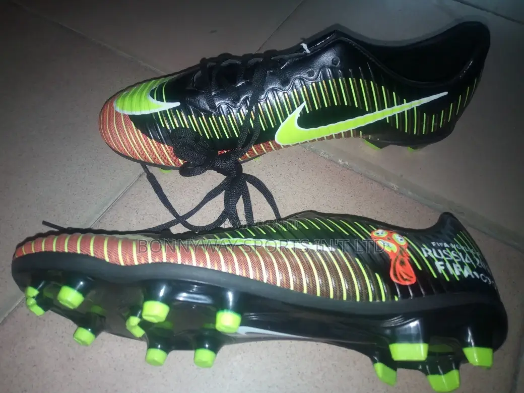 Nike Size 43 Leather Boot