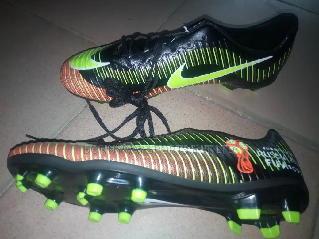 Nike Size 43 Leather Boot