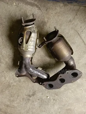 Toyota Rav4 2006-2010 V6 Catalytic Converter Exhaust Pot.