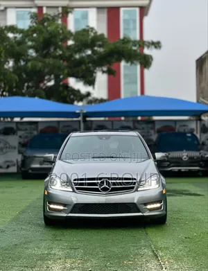 Mercedes-Benz C300 Sport 4Matic Sedan AWD (3.5L 6cyl 7A) 2014 Gray