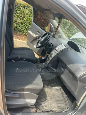 Toyota Yaris 2008 Silver
