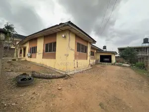 5 Bedroom Bungalow on 812sqm at Ayoola Drive Old Bodija Area Ibadan