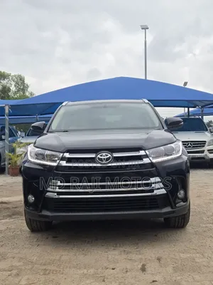Toyota Highlander XLE 4x2 V6 (3.5L 6cyl 8A) 2018 Black